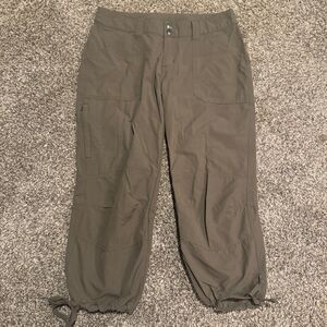Patagonia Borderless Capri Women’s Size 4/Small